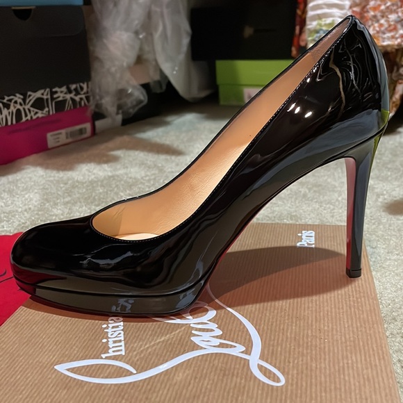 Christian Louboutin new simple pump 100 patent calf.  Size 38.5 - Picture 7 of 10